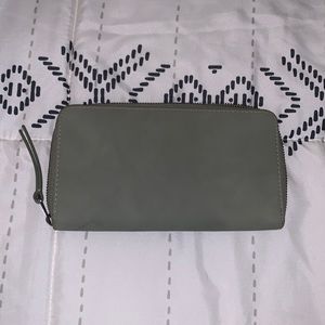 Olive/sage green wallet